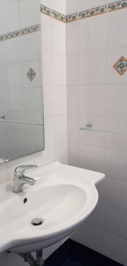 Sant'Ermete Bed & Breakfast Матино Екстериор снимка